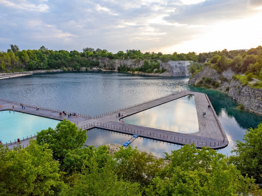 Widok na Park Zakrzówek z lotu ptaka. Fot. karolinaklink – Adobe Stock