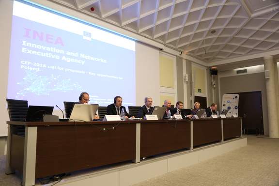 osoby uczestniczące w konferencji